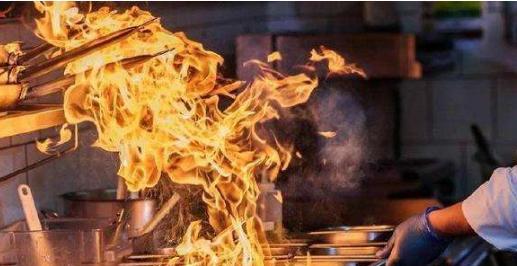 油煙凈化器使用過程中出現(xiàn)起火該怎么處理？